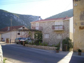 Apartments with a parking space Trpanj, Peljesac - 15710